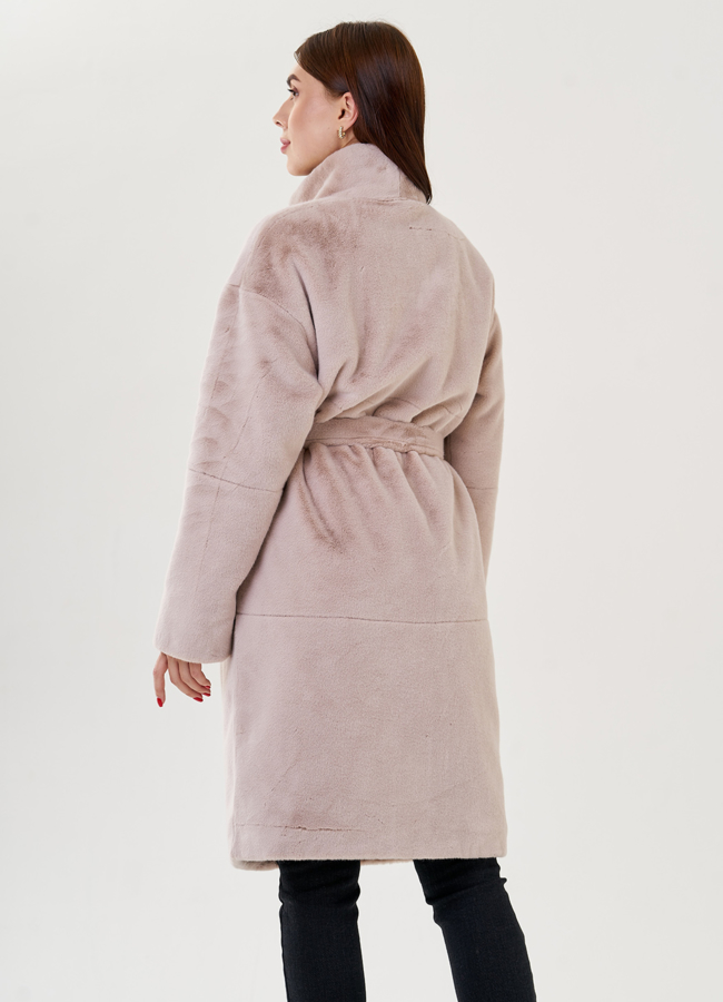 Женское пальто из искусственного меха бежевого цвета  модель № 23536 универмаг малина