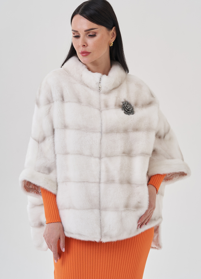 Короткая шуба из норки на молнии  модель № 81028 меха малина Короткая шуба из норки на молнии  модель № 81028 меха малина