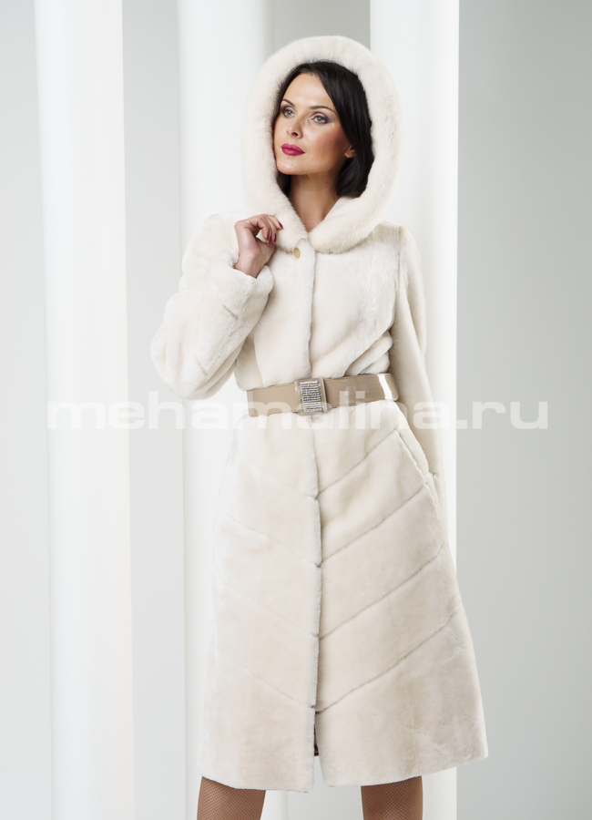 Шуба из мутона с жемчужной норкой модель № S-218 в кредит