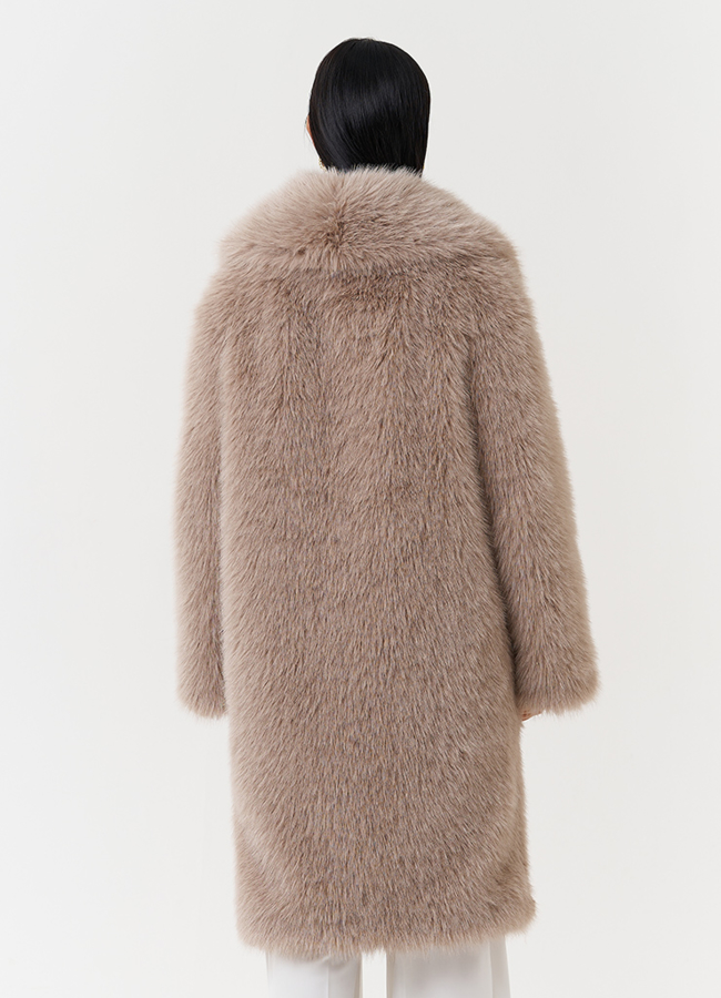 Шуба из эко меха под песца модель № 28687 универмаг малина