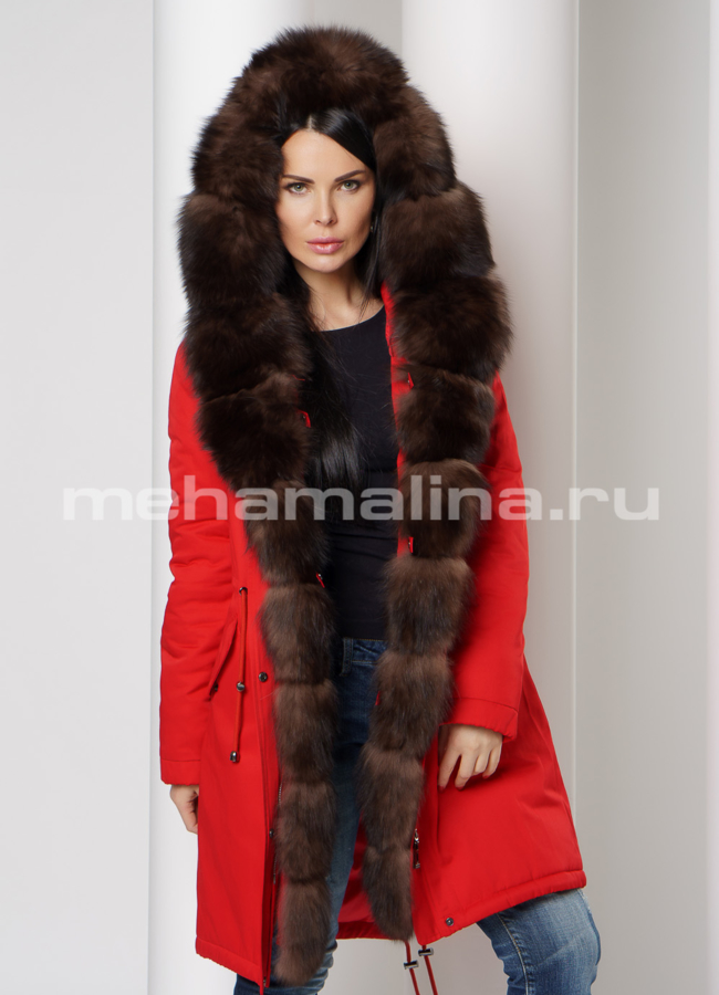Парка красного цвета с меховой отделкой из песца модель № 75756 универмаг малина