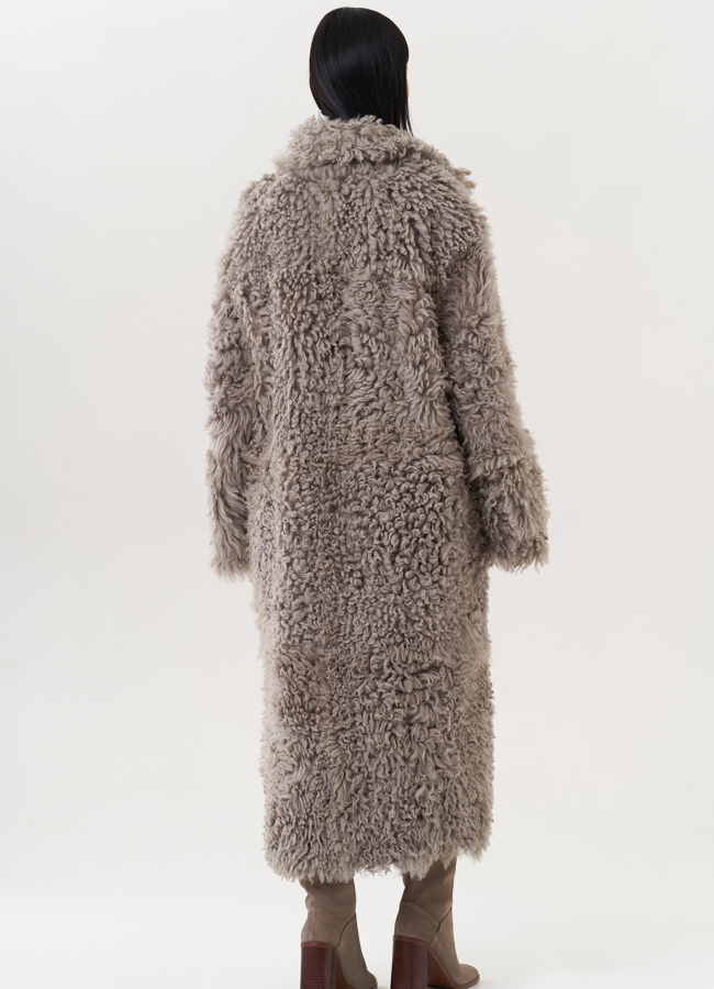 Двухсторонняя натуральная дубленка модель № 26829 в кредит