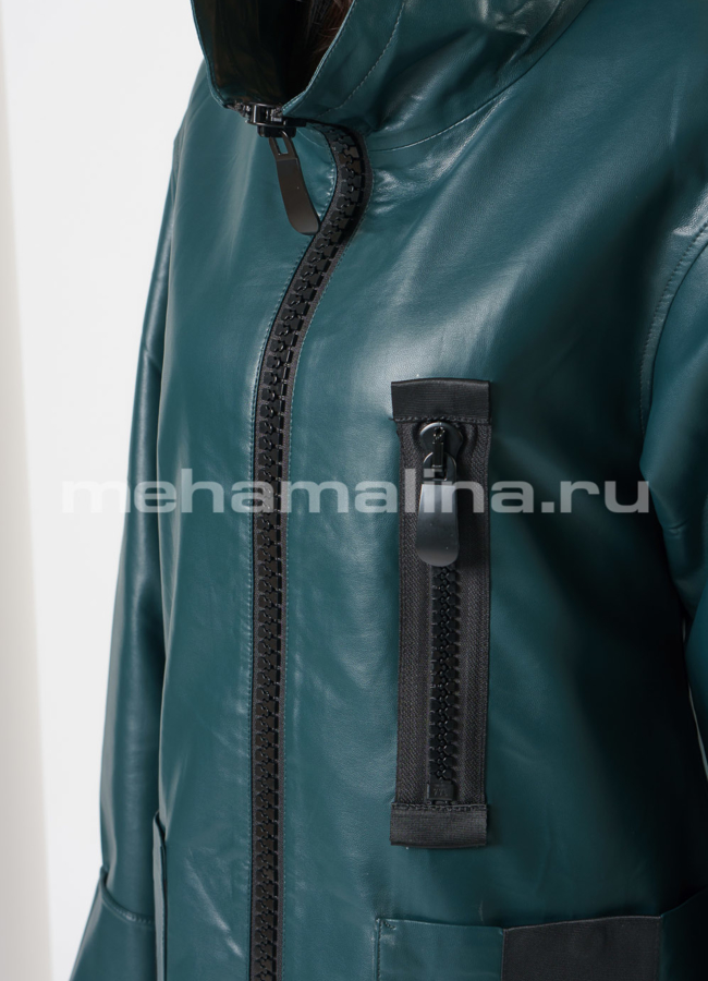 Плащ из эко кожи с капюшоном на молнии модель № 18015 универмаг малина