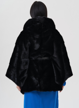 Шуба из норки с капюшоном 