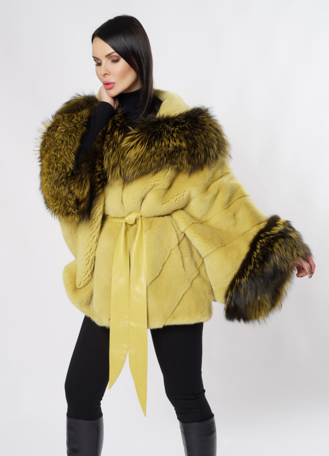 фото Норковая шуба желтого цвета с капюшоном  модель № S-850