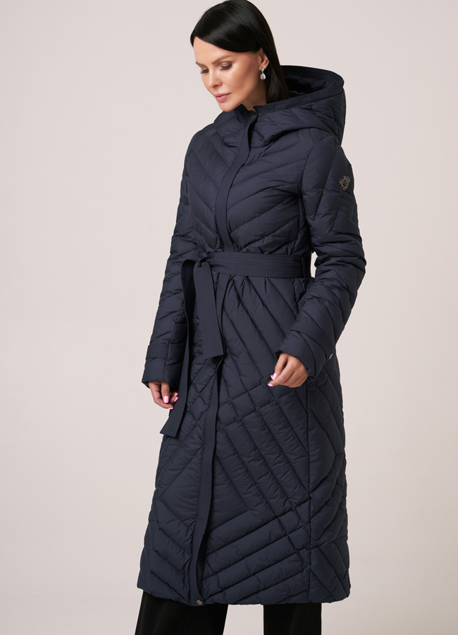 Пуховик DiegoM  с капюшоном  модель № DiegoM 831 меха малина