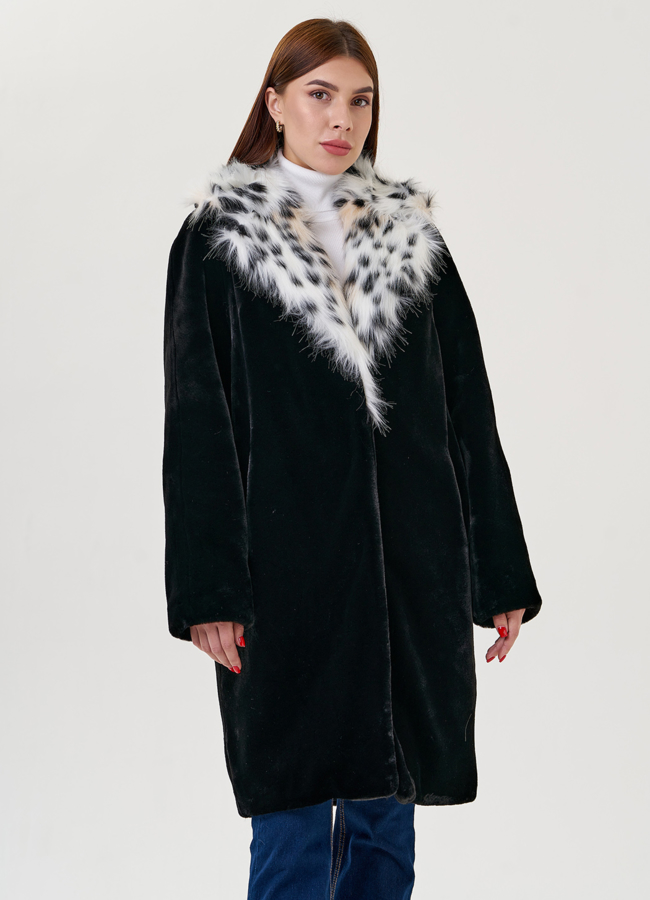 фото Полупальто черного цвета  с воротником из искусственной рыси  модель № 79438