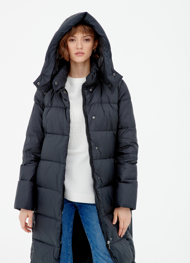 фото Длинный пуховик с поясом модель № 78911