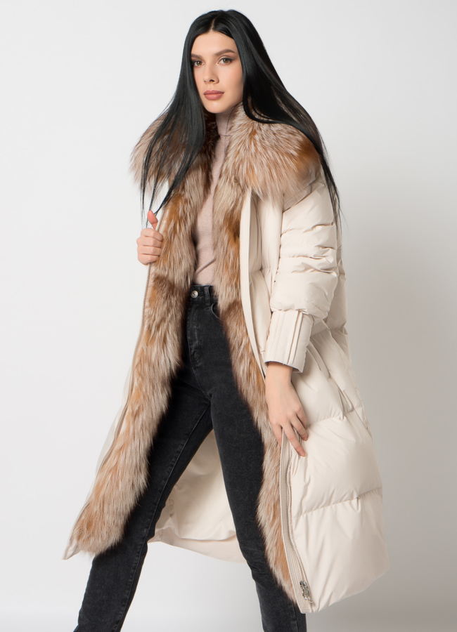 Длинный пуховик с мехом модель № 2310-1 универмаг малина