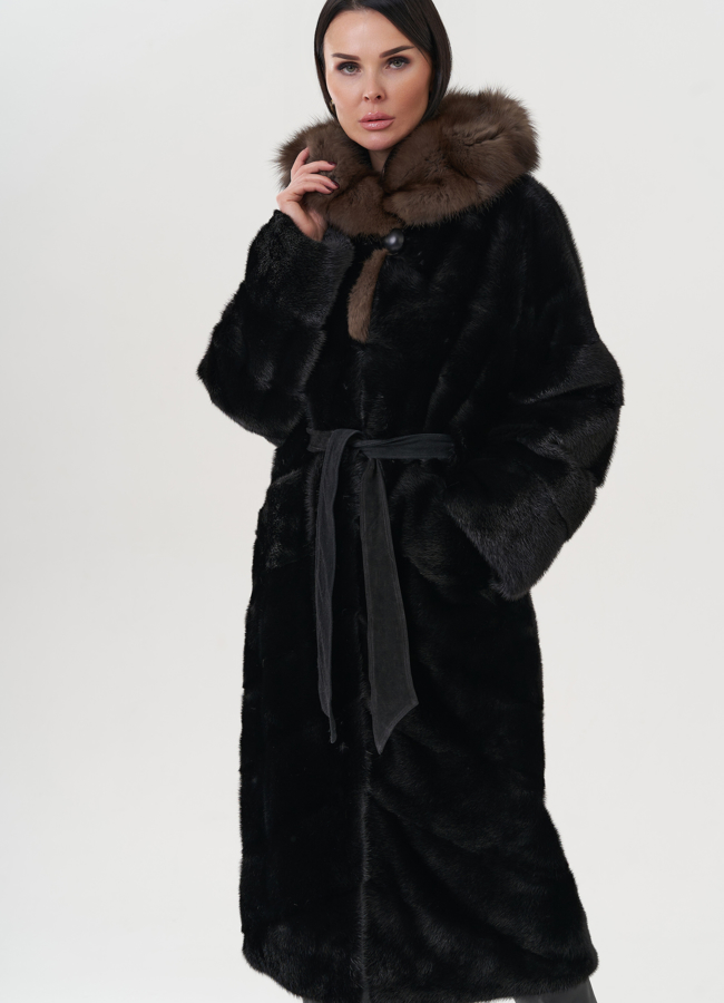 Шуба из норки с капюшоном  из куницы  модель № 25808 в кредит