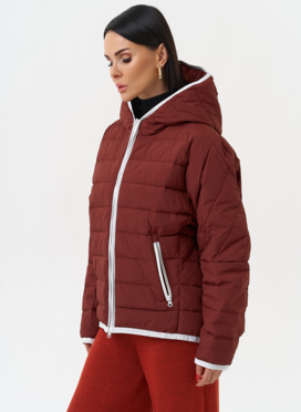 Женская утепленная куртка в бордовом цвете