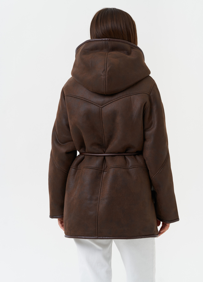 Дубленка из эко кожи с капюшоном модель № 28530 универмаг малина