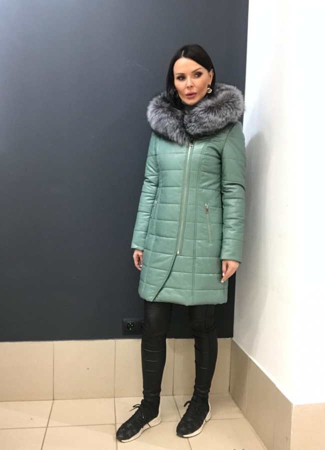 Пуховик из эко кожи с капюшоном модель № 8779 в рассрочку