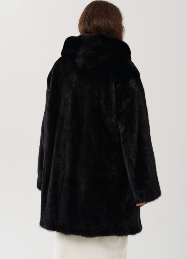 Шуба из норки с капюшоном  модель № 24827 в кредит