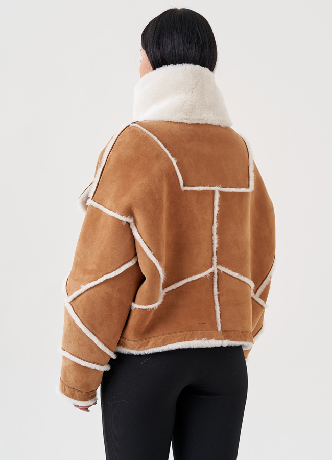 Женская дубленка с английским воротником  модель № 23906 универмаг малина