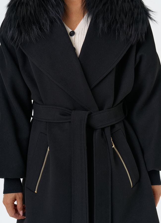 Утепленное женское пальто с английским воротником из меха лисы модель № 31551 универмаг малина Утепленное женское пальто с английским воротником из меха лисы модель № 31551 универмаг малина