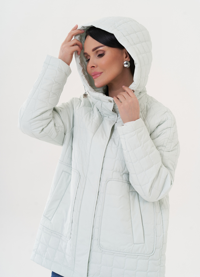 Легкая куртка с капюшоном модель № 27015 универмаг малина