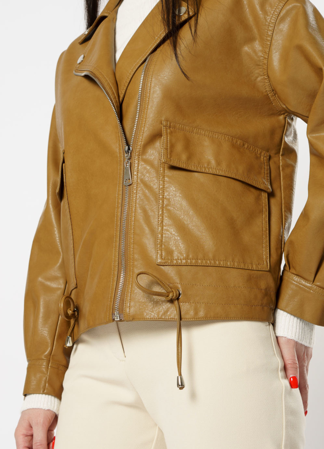 Куртка из эко кожи коричневого цвета модель № 20628 универмаг малина