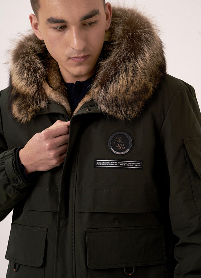 Парка с отделкой из енота модель № 387 универмаг малина