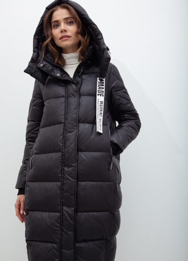 Женский пуховик черного цвета модель № 21082 универмаг малина