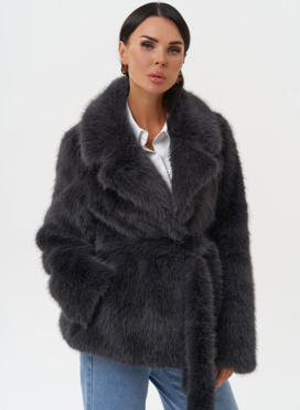 Женская шуба из эко меха с английским воротником