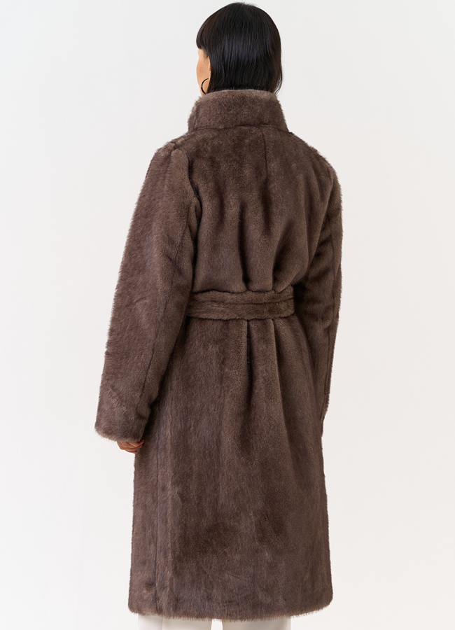 Женская шуба из эко меха с воротником стойкой модель № 31256 универмаг малина Женская шуба из эко меха с воротником стойкой модель № 31256 универмаг малина