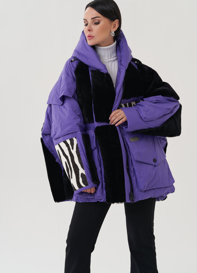 Куртка оверсайз фиолетового цвета модель № 25480 в рассрочку