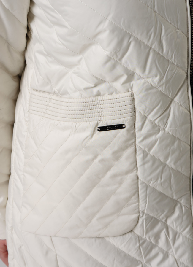 Полупальто женское белого цвета модель № 116А универмаг малина