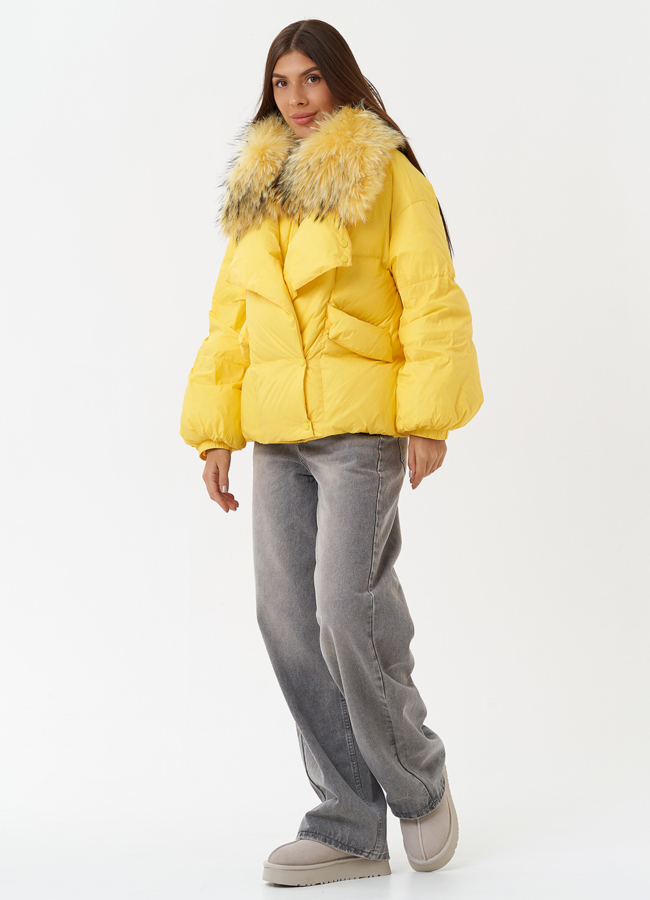 Куртка с отделкой из меха енота модель № 28832 универмаг малина