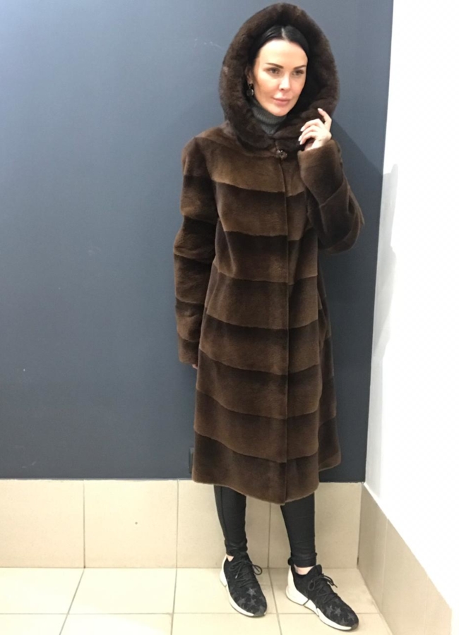 Шуба из нутрии модель № Селена в рассрочку