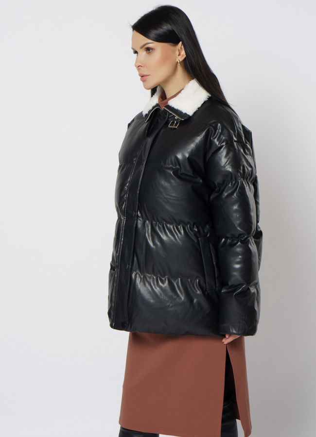 Куртка из эко кожи черного цвета с воротником стойкой модель № 21712 в кредит
