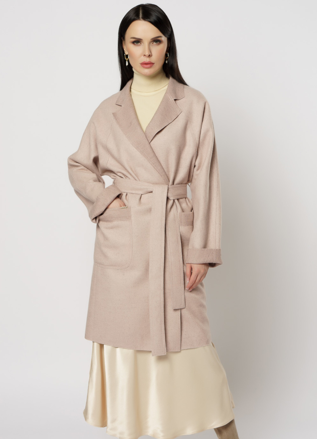 Пальто женское розового цвета модель № 10761 меха малина