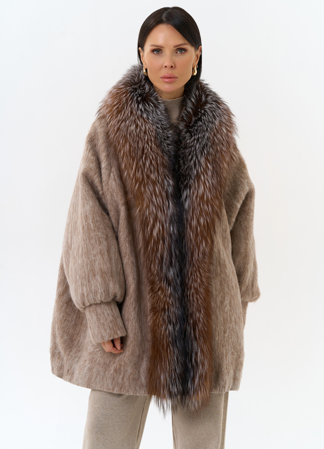 Женский удлиненный пуховик с отделкой из меха чернобурки модель № 31846 меха малина