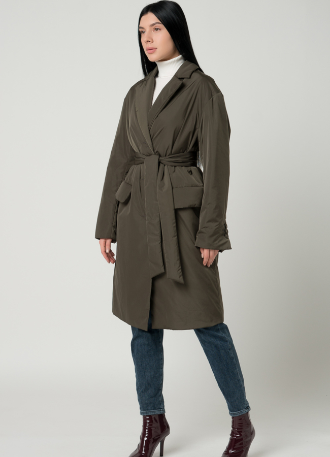 фото Женское полупальто с английским воротником на утеплителе в цвете хаки модель № 21158