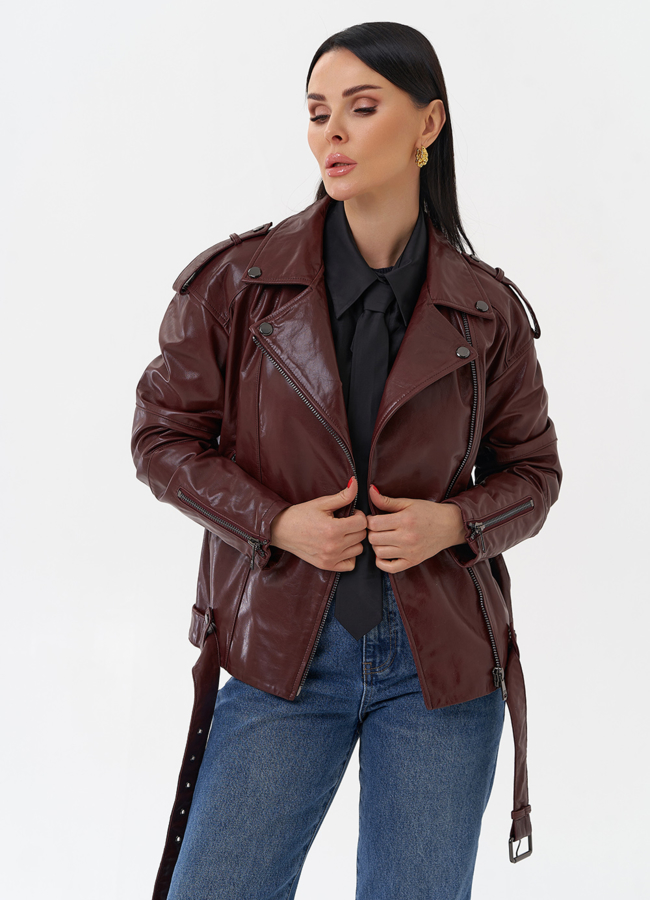 Женская косуха бордового цвета модель № 77877 универмаг малина Женская косуха бордового цвета модель № 77877 универмаг малина