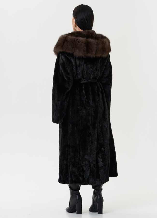 Шуба из норки с капюшоном из меха куницы модель № 28023 универмаг малина