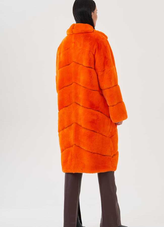 Оранжевая шуба из кролика модель № 81495 в кредит
