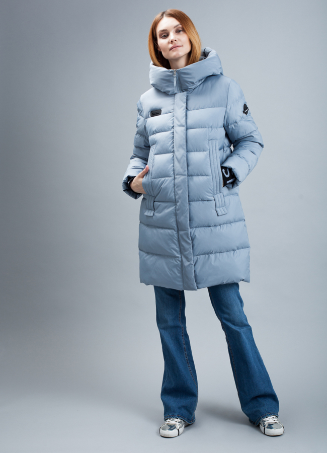 Пуховик женский на биопухе модель № П-332 меха малина