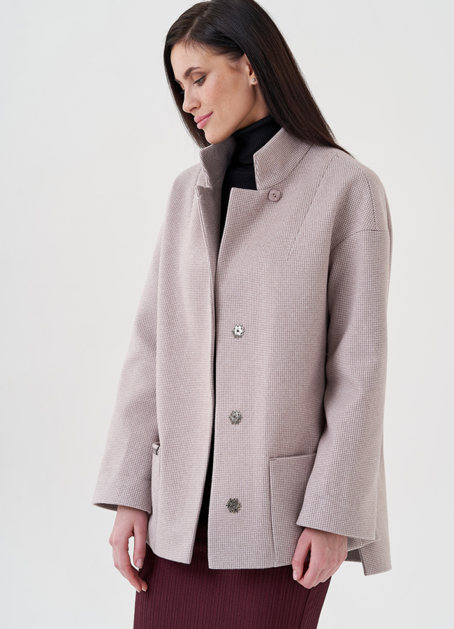 Укороченное женское пальто в бежевом цвете модель № 23964 универмаг малина