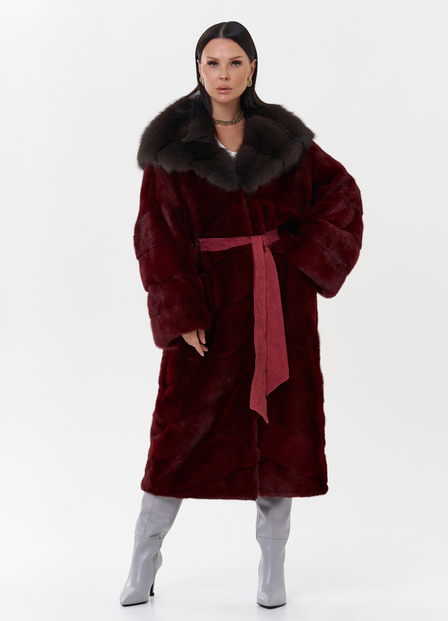 Норковая шуба с капюшоном из меха куницы модель № 27698 универмаг малина
