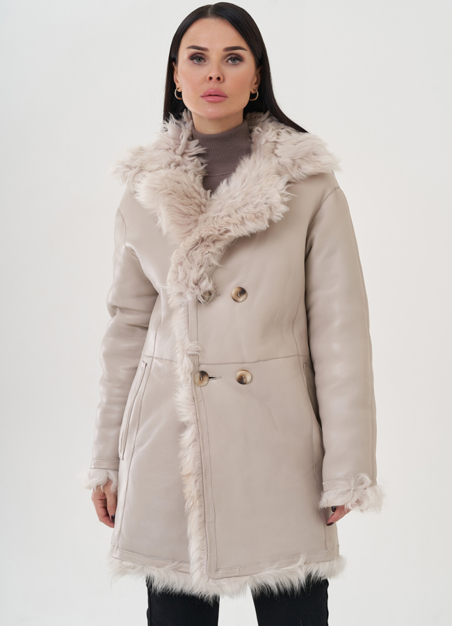 фото Двухсторонняя женская дубленка с английским воротником  модель № 26041