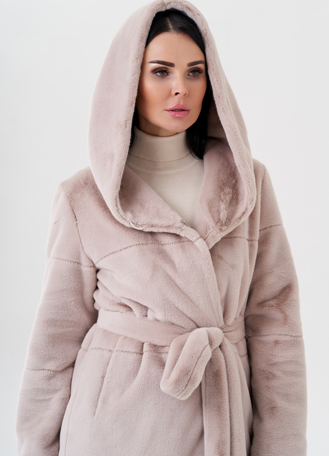 Женская куртка из искусственного меха с капюшоном модель № 23532 универмаг малина