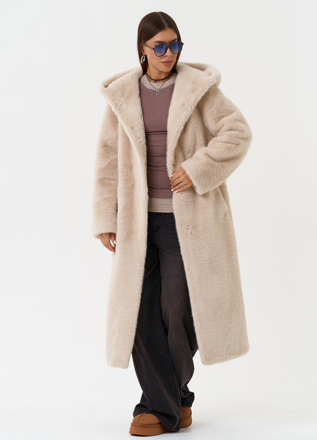 Пальто из эко меха с капюшоном модель № 27792 меха малина