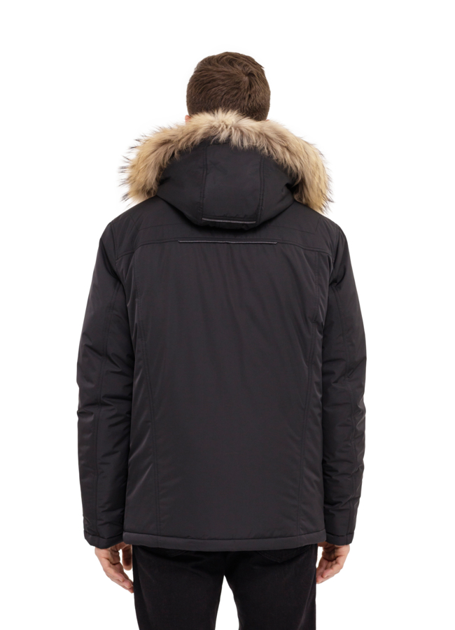 Куртка черного цвета с капюшоном , отделка енот  модель № 23650 в рассрочку