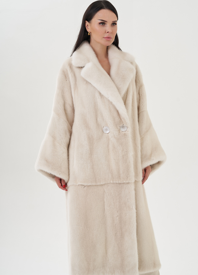 Белая шуба из аукционной норки модель № 24965 универмаг малина