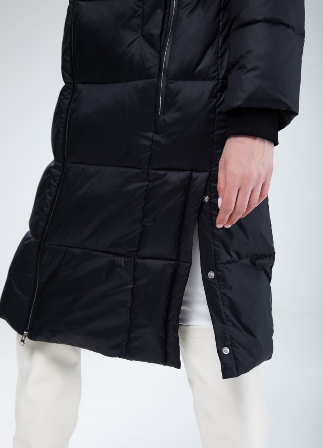 Пуховик женский черного цвета  модель № 25777 универмаг малина