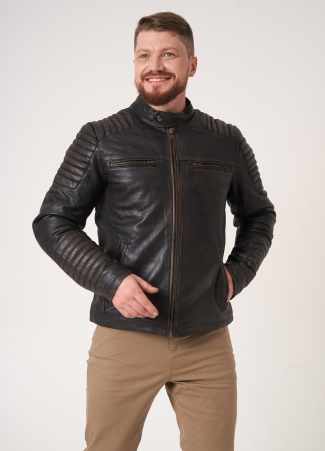 Кожаная куртка на молнии  модель № 773 меха малина