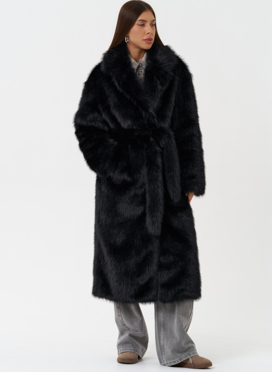 Длинное пальто из эко меха под песца