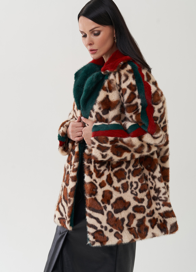 Полупальто с анималистичным принтом из эко меха модель № 25420 универмаг малина