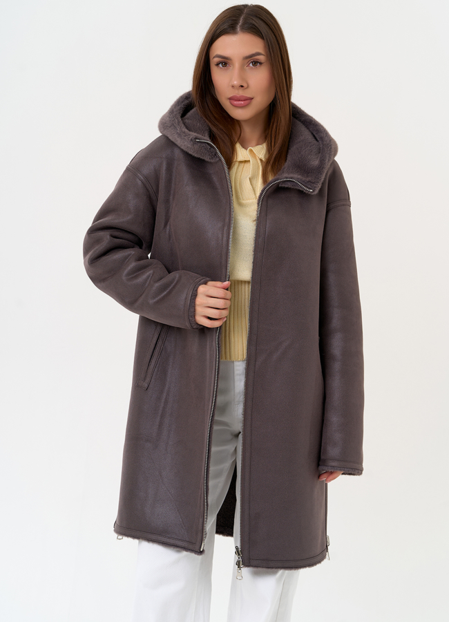 Женская двухсторонняя дубленка из эко замши с капюшоном модель № 31435 универмаг малина Женская двухсторонняя дубленка из эко замши с капюшоном модель № 31435 универмаг малина